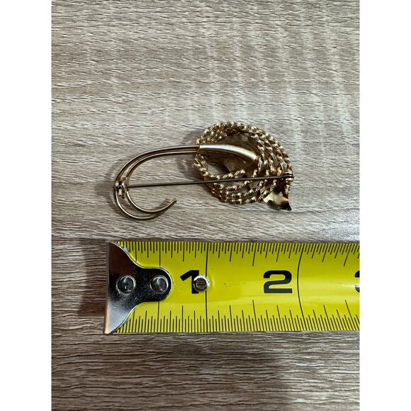 Vintage Wrap Gold Tone Circle Leaf Faux Pearl‎ Pin Brooch Elegant Jewelry - Picture 5 of 9